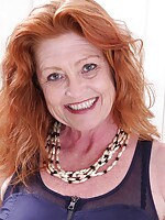 petite milf galleries