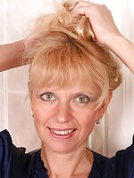 amateur milf blow jobs